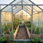 how do greenhouses work